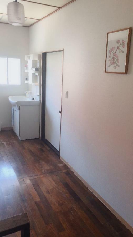 Guest House Ringo Отару Екстериор снимка